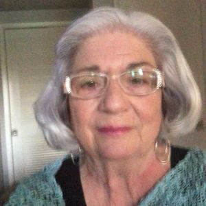 Meet your Posher, Jonolyn